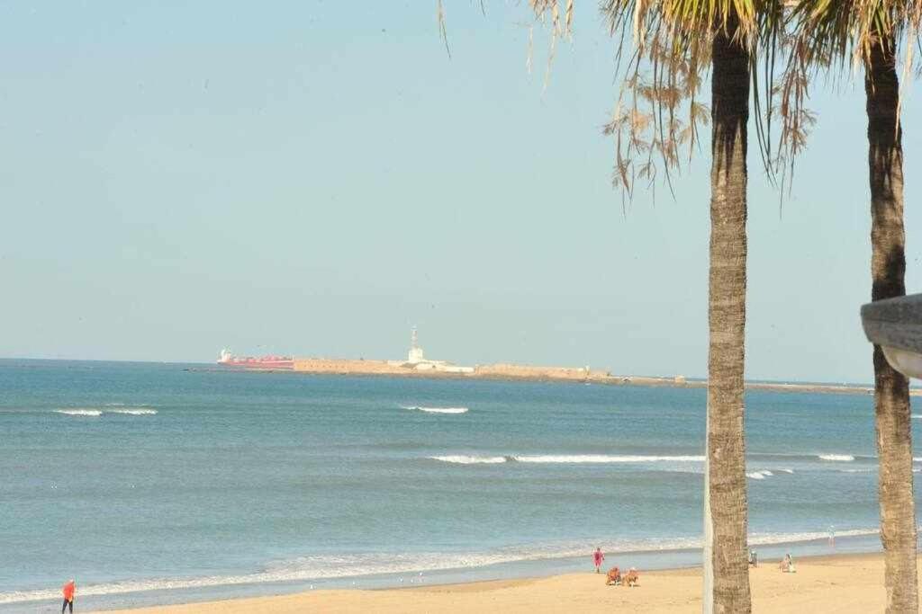 Preciado Apartamento Con Vistas Frontales Al Mar Кадис Экстерьер фото
